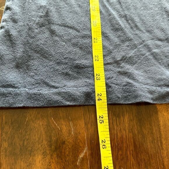 Perfectly broken-in navy tee by GAP - Picture 4 of 4